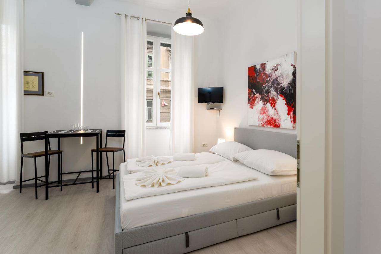 Centar Apartments Rijeka Luaran gambar